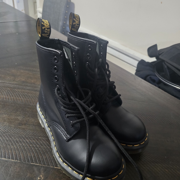 Kids DOC MARTENS - Picture 2 of 3